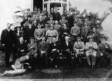 Gertrude Bell and friends at the 1921 Cairo Conference